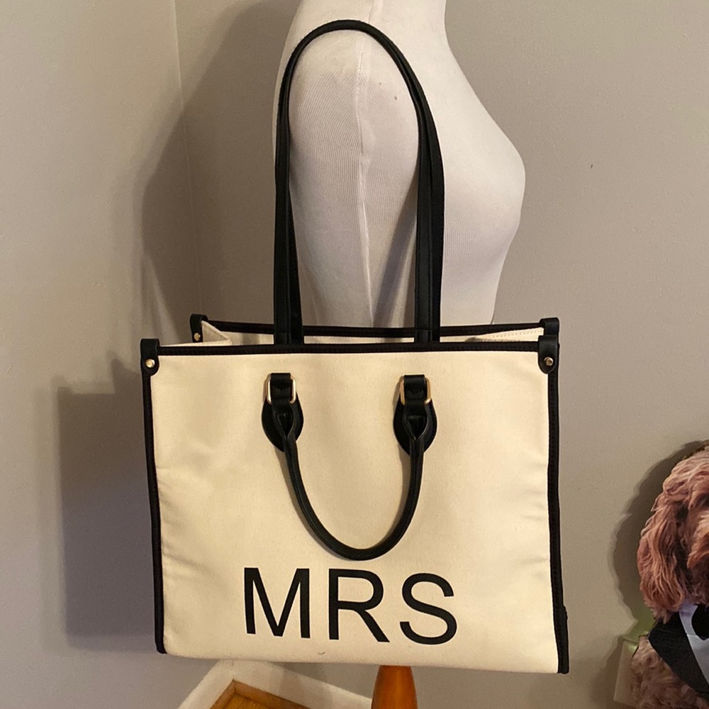 MRS. Tote with small pouch